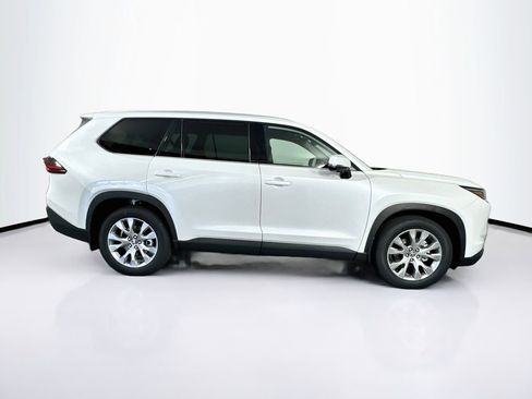 New 2026 Toyota Grand Highlander Limited AWD/4WD image 10