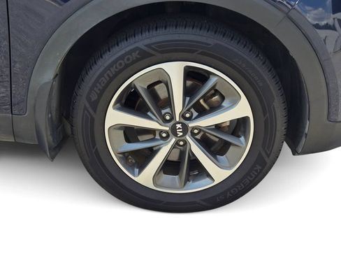 Used 2019 Kia Sorento EX FWD image 6