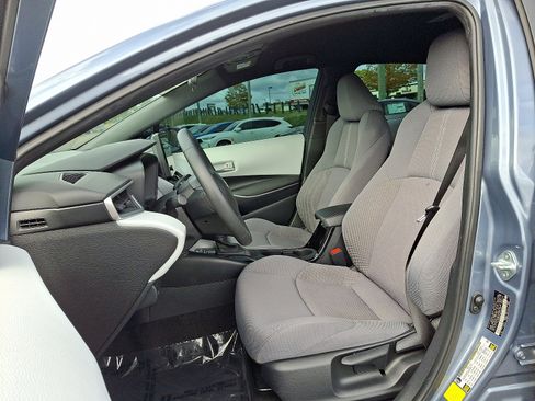 Used 2024 Toyota Corolla SE image 13