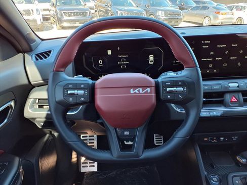 New 2025 Kia K4 GT-Line Turbo image 7