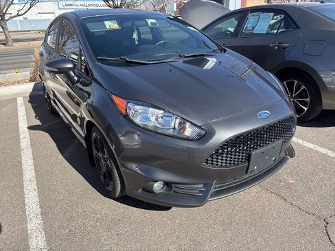Used 2017 Ford Fiesta ST image 2