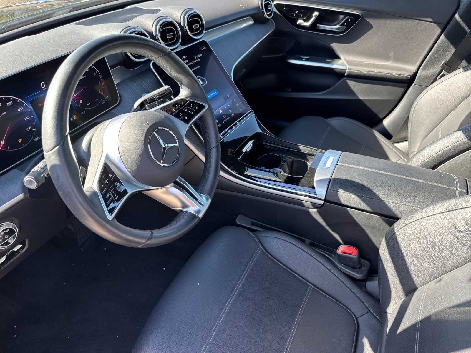 Used 2024 Mercedes-Benz C 300 Sedan image 8