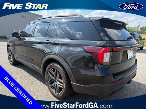 Used 2025 Ford Explorer ST-Line w/ Premium Package RWD image 5