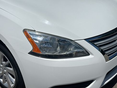 Used 2015 Nissan Sentra SV w/ Style Package FWD image 33