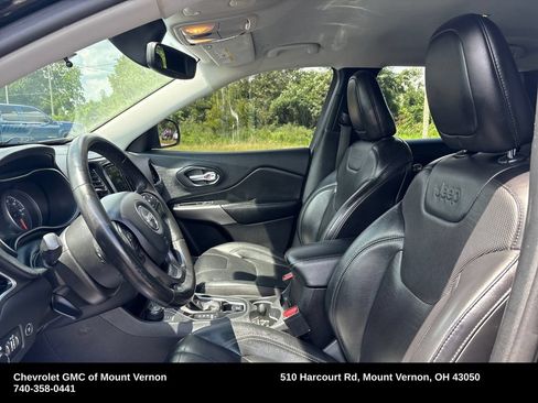 Used 2019 Jeep Cherokee Limited AWD/4WD image 11