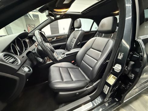 Used 2012 Mercedes-Benz C 300 Sport image 12