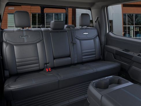 New 2026 Ford F250 Platinum w/ FX4 Off-Road Package image 11