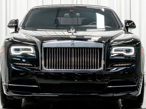 Used 2017 Rolls-Royce Dawn RWD image 42