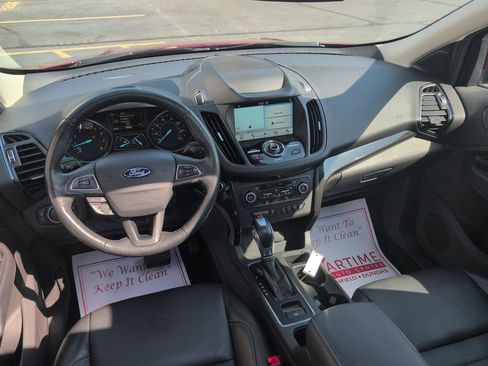 Used 2019 Ford Escape Titanium AWD/4WD image 18