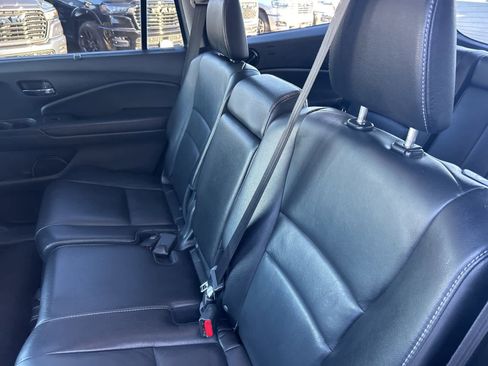 Used 2017 Honda Pilot Touring image 26