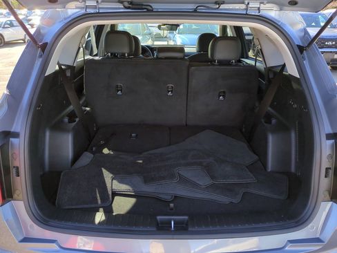 Certified 2023 Kia Sorento S w/ Panoramic Sunroof Package image 13