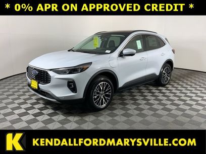 New 2025 Ford Escape SE w/ PHEV Premium Package