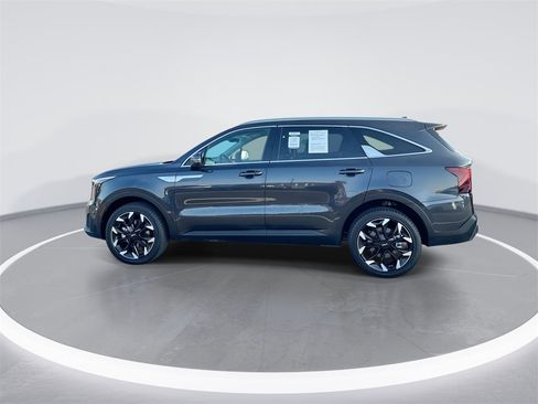 Used 2025 Kia Sorento EX image 5