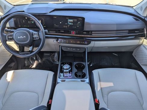 Used 2026 Kia Carnival SX Prestige image 15