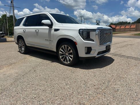 Used 2021 GMC Yukon Denali w/ Denali Premium Package RWD image 21