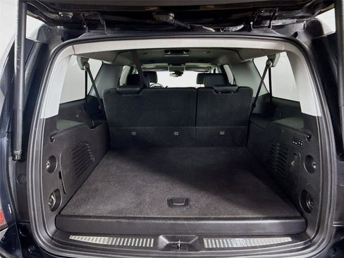 Used 2016 GMC Yukon XL Denali w/ Open Road Package AWD/4WD image 27