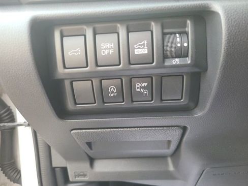 Used 2021 Subaru Forester Premium image 12