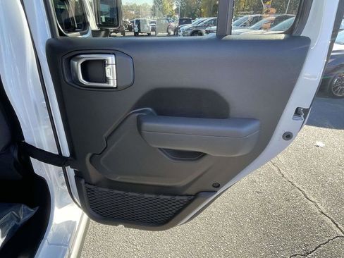 New 2026 Jeep Wrangler Unlimited Sport AWD/4WD image 18