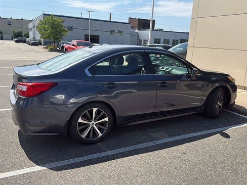 Used 2015 Subaru Legacy 2.5i Limited AWD/4WD image 6