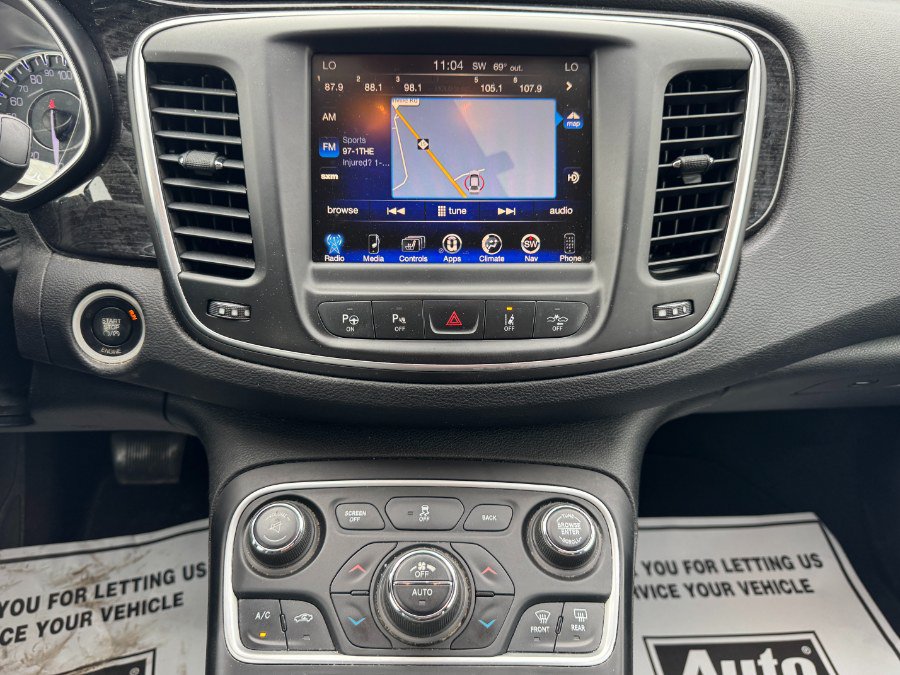 Used 2015 Chrysler 200 C w/ Navigation & Sound Group I FWD image 21