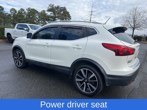 Used 2017 Nissan Rogue Sport SL w/ SL Premium Package image 8