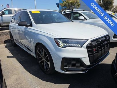 Used 2022 Audi SQ7 Premium Plus w/ SQ7 Executive Package