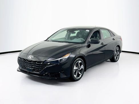 Used 2023 Hyundai Elantra SEL w/ Convenience Package FWD image 1