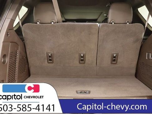 Used 2021 GMC Yukon Denali w/ Denali Premium Package image 30