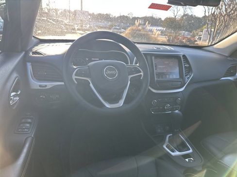 Used 2014 Jeep Cherokee Limited image 27