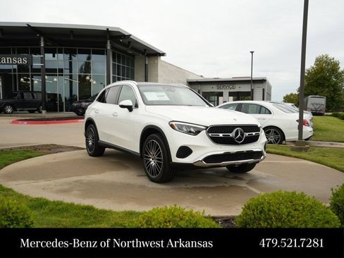 Certified 2026 Mercedes-Benz GLC 300 GLC 300 image 1