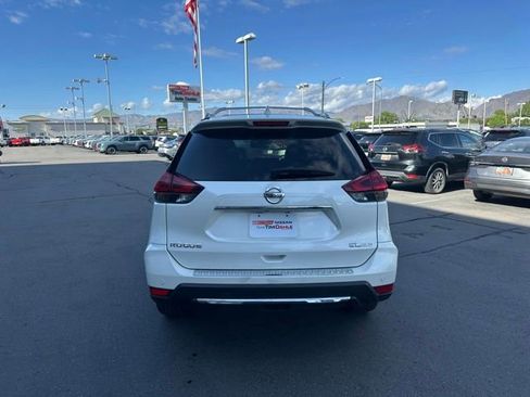 Used 2020 Nissan Rogue SL w/ Premium Package AWD/4WD image 9
