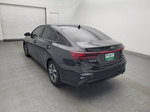 Used 2021 Kia Forte LXS FWD image 5