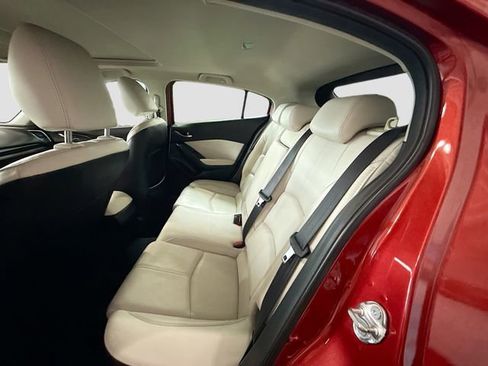 Used 2018 MAZDA MAZDA3 Grand Touring image 26