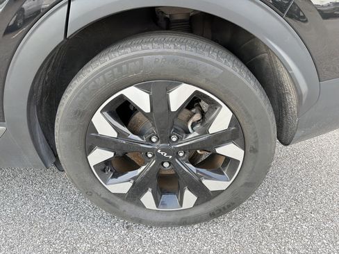 Used 2023 Kia Sportage X-Line AWD/4WD image 7