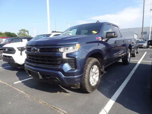 Used 2023 Chevrolet Silverado 1500 RST AWD/4WD image 1