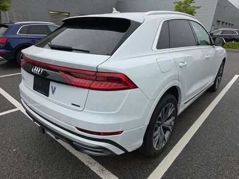 Used 2023 Audi Q8 Premium Plus AWD/4WD image 3