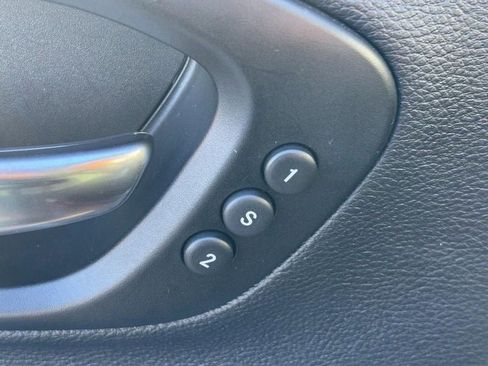 Used 2021 Jeep Cherokee Limited image 24