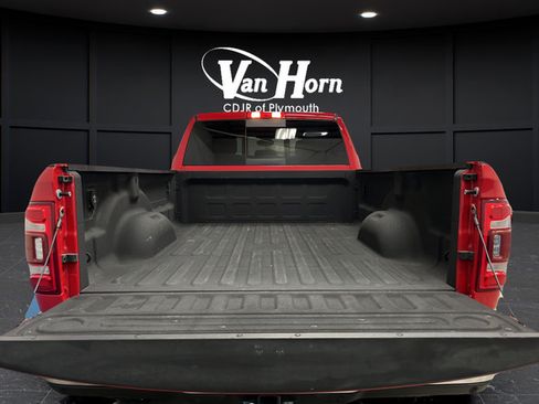 Used 2022 RAM 2500 Big Horn w/ Level C Equiment Group AWD/4WD image 25