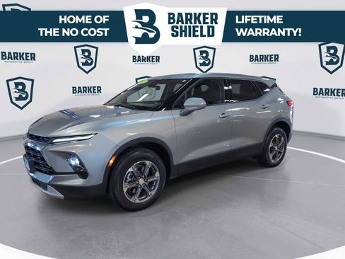 Used 2025 Chevrolet Blazer LT AWD/4WD image 5