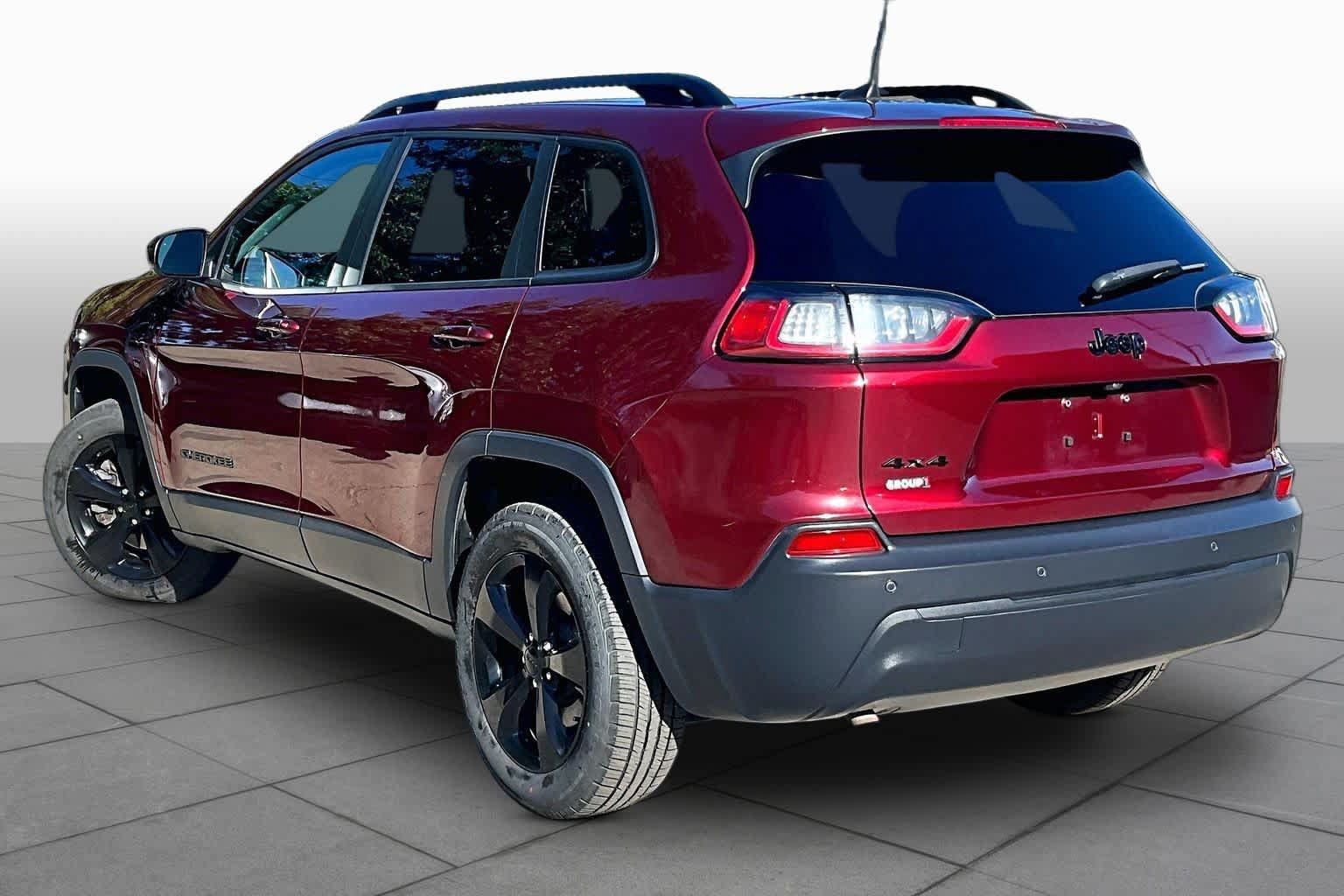 Used 2020 Jeep Cherokee Latitude Plus AWD/4WD image 12