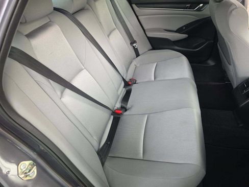 Used 2018 Honda Accord EX image 13