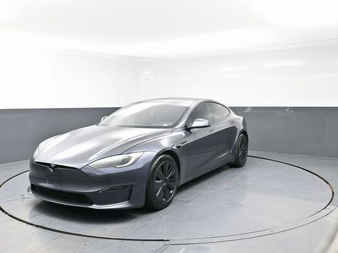Used 2022 Tesla Model S image 5