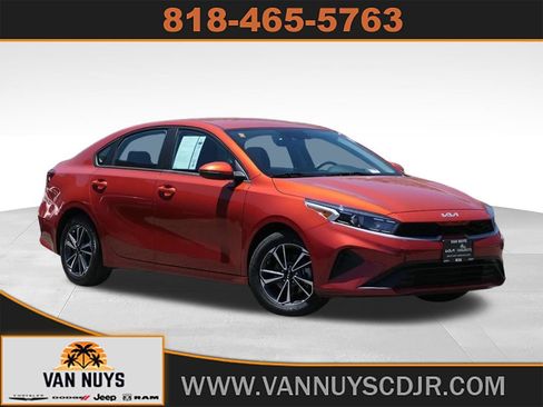 Used 2023 Kia Forte LXS w/ LXS Technology Package FWD image 1