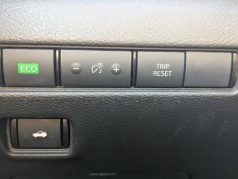 Used 2023 Nissan Sentra SV w/ All-Weather Package image 10