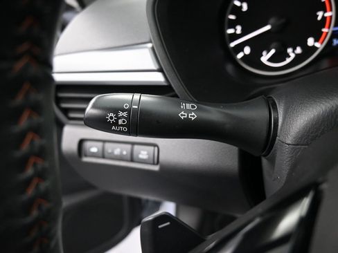 Used 2023 Nissan Altima 2.5 SR image 17