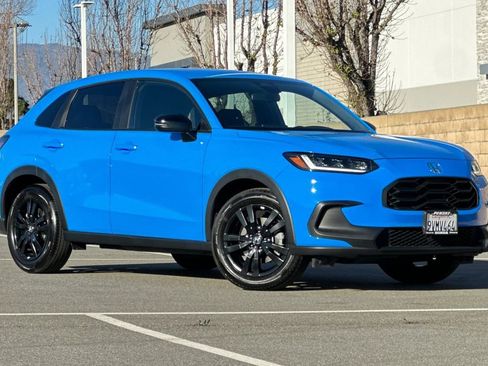 Certified 2026 Honda HR-V Sport image 2