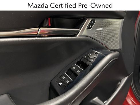 Used 2021 MAZDA MAZDA3 s image 27