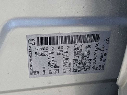Used 2024 Nissan Rogue S FWD image 35