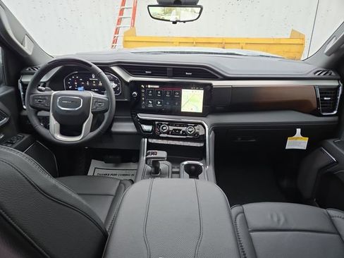 New 2026 GMC Sierra 1500 Denali w/ Technology Package image 3