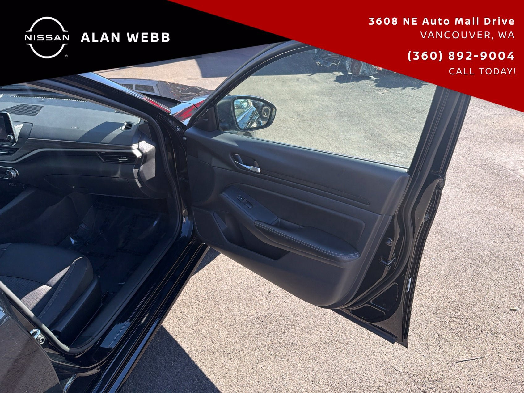 Used 2024 Nissan Altima 2.5 SV AWD/4WD image 18
